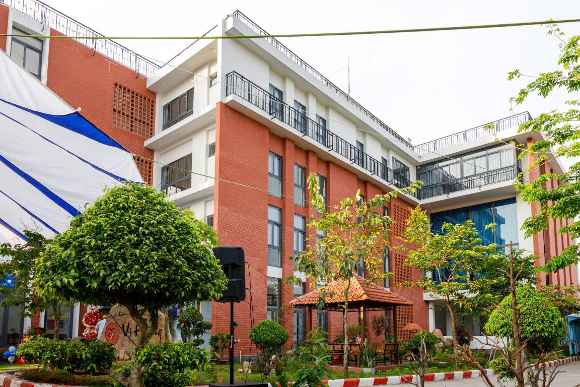 Nhà Dưỡng Lão Vị Hoàng
