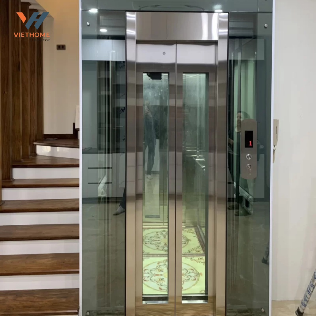 SỰ KHÁC NHAU GIỮA THANG MÁY KÍNH VÀ THANG MÁY TRUYỀN THỐNG